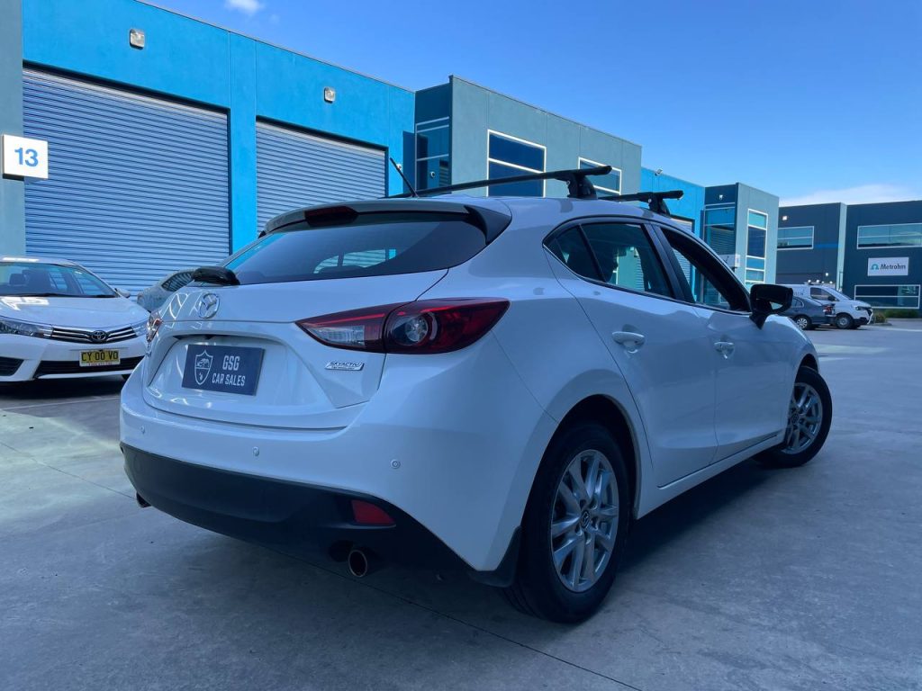 2015 MAZDA MAZDA3 Gen III Maxx