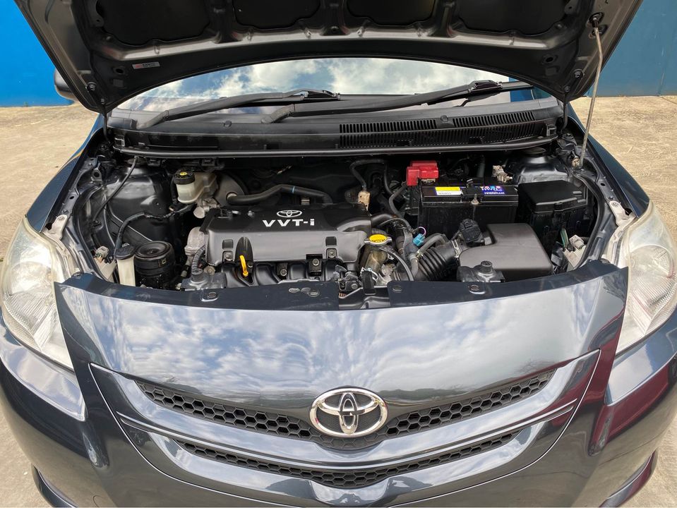 2006 Toyota YARIS YRS  AUTO